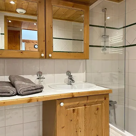 L’arolle Spa, Calme & Vue Montagne Apartment *