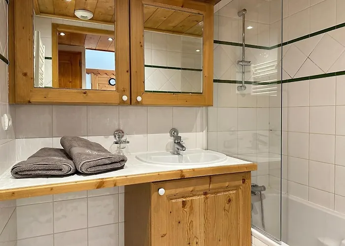 L'arolles - Spa, Calme & Vue Montagne Apartment *